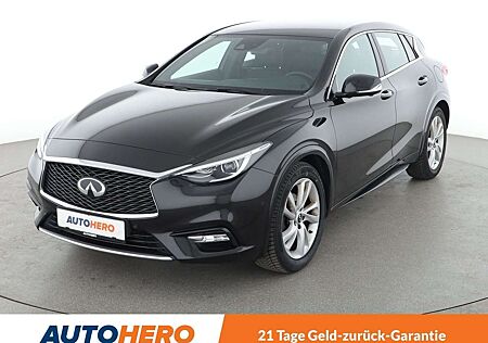 Infiniti Q30 1.6 Luxe Tech Aut*NAVI*TEMPO*PDC*SHZ*KLIMA*