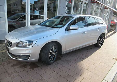 Volvo V60 D3 Geartronic Linje Svart/Navi/PDC/Schiebeda