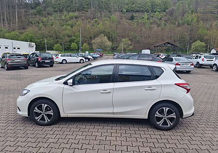 Nissan Pulsar Acenta-NAVI-LED-Shzg-ALU-SCHECKHEFT gewartet