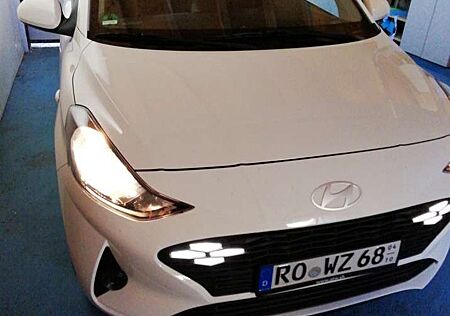 Hyundai i10 1.0 Facelift Automatik mit Winterpaket