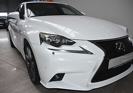 Lexus IS 300 h F-Sport Navi Kamera Volleder USB PDC