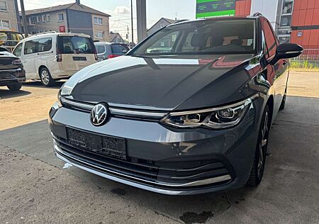 VW Golf Volkswagen VIII Variant Style Navi+/LED/Kamera/18"