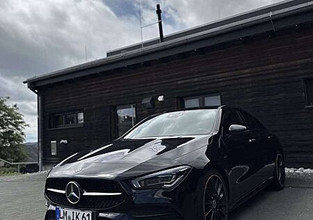 Mercedes-Benz CLA 250 4Matic 7G-DCT AMG Line