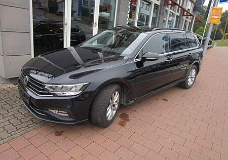 VW Passat Variant Volkswagen Business 1.5TSI DSG/Navi/AHK/Klim