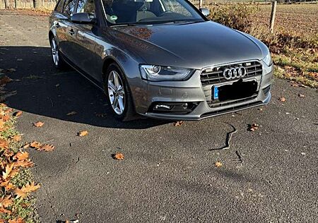 Audi A4 Avant 2.0 TDI DPF clean diesel multitronic Ambitio