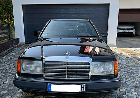 Mercedes-Benz CE 300 H Zulassung