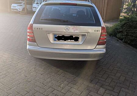 Mercedes-Benz C 220 T CDI W203 (LA)(203.208) Avantgarde