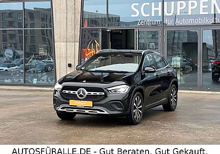 Mercedes-Benz GLA 200 *Progressive*163ps*Dachhimmel Schwarz*TOP