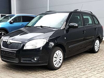 Skoda Fabia (1. Hand) NEU TÜV, Anhängerkupplung, Sitzheizung, Klima, 8 x Fach Bereitung