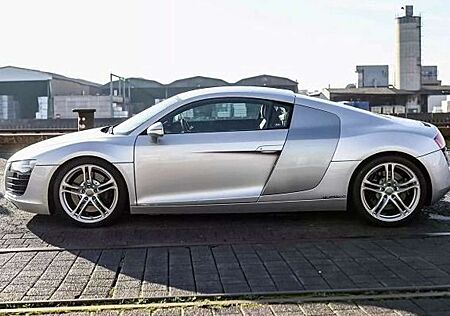 Audi R8 4.2 FSI quattro R tronic Navigation System!