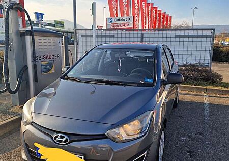 Hyundai i20 1.2 Fifa World Cup Edition