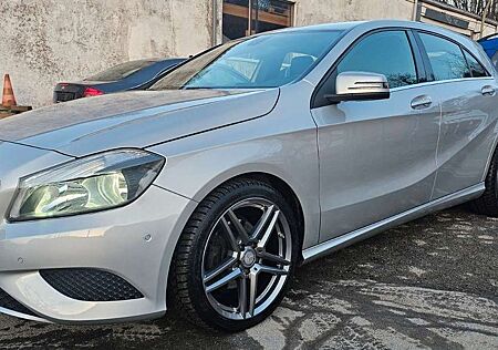 Mercedes-Benz A 180 A -Klasse Automatik PDC LED Navi AMG