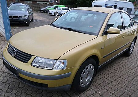 VW Passat Volkswagen 1.6 Comfortline