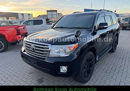 Toyota Land Cruiser 200 4.6 V8 Rechtslenker Top!