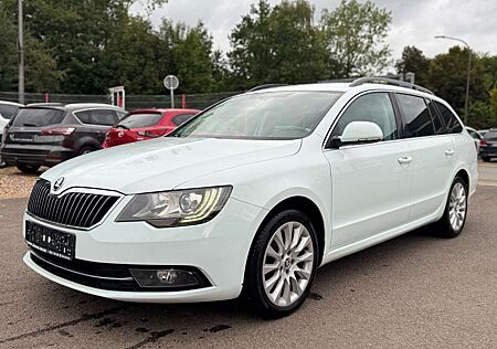Skoda Superb 2.0 TDi Combi Exclusive