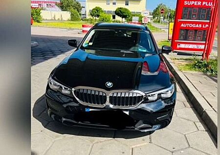 BMW 318i 318 Touring Aut. M Sport