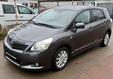 Toyota Verso EU Travel/ 1.Hand / 7-Sitzer/ TÜV NEU