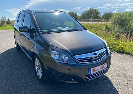 Opel Zafira Family