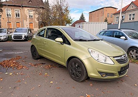 Opel Corsa 3-Türer 1.2 16V Edition