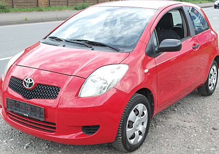 Toyota Yaris 1.0 VVT-i Tüv Au 08/2027 1 Hand