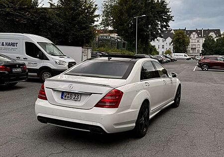 Mercedes-Benz S 500 L BlueEFFICIENCY 7G-TRONIC