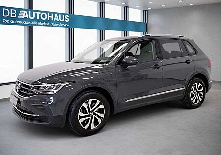 VW Tiguan Volkswagen Active 1.4 eHybrid DSG