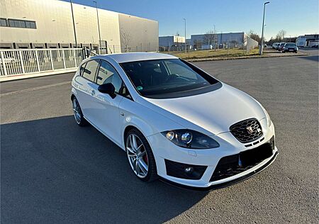 Seat Leon 2.0 T FSI Cupra R 320PS