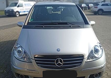 Mercedes-Benz A 150 A-Klasse 5-Türer Classic