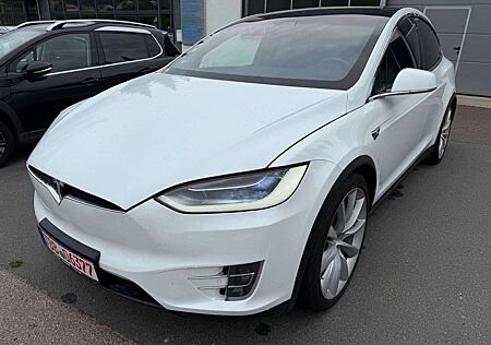 Tesla Model X 90D Performance Dual Luftfederung