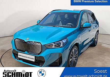 BMW iX1 xDrive30 M Sport / NP= 72.370,- / Pano /