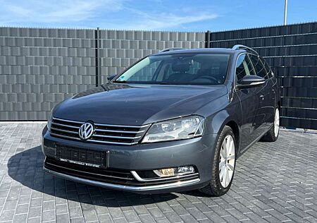 VW Passat Variant Volkswagen 2.0TDI*DSG*HIGHLINE*NAVI*PDC*TEMP