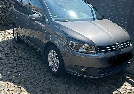 VW Touran Volkswagen Cup