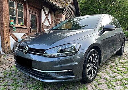 VW Golf Volkswagen 1.5 TSI ACT OPF DSG IQ.DRIVE
