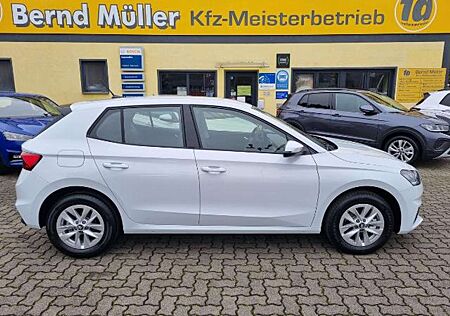 Skoda Fabia 1.0 TSI Autom. 5J. Garantie Alu SHZ Kamera Mod. 20