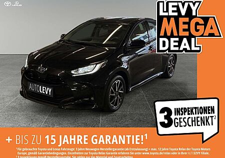 Toyota Yaris gebraucht kaufen Toyota Yaris 1.5 Hybrid Team D +Kamera+CarPlay+SHZ+Navi+