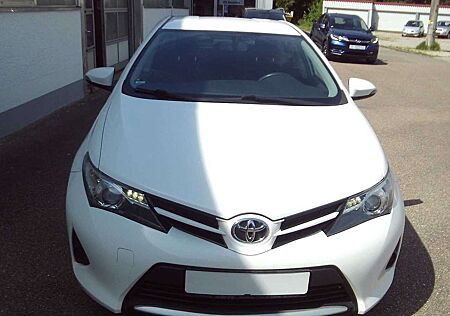 Toyota Auris 1.33 Dual-VVT-i Cool