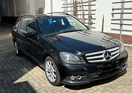 Mercedes-Benz C 220 T CDI DPF (BlueEFFICIENCY) Avantgarde