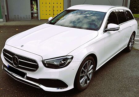 Mercedes-Benz E 220 d T 9G-TRONIC Avantgarde