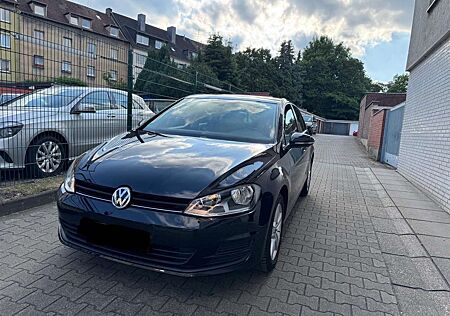 VW Golf Volkswagen VII Lim. Comfortline BMT TÜV NEU*AUTOMATIK
