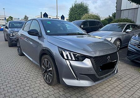 Peugeot 208 PureTech 130 GT EAT8 Navi+LED+Pano+R-Kam+DAB+