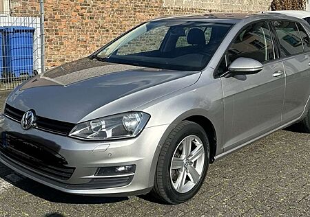 VW Golf Volkswagen 1.6 TDI DPF MATCH