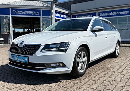 Skoda Superb Combi Style 4x4/Pano/Navi/Kamera/AHK