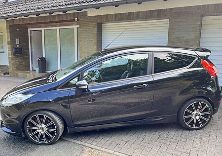 Ford Fiesta ST