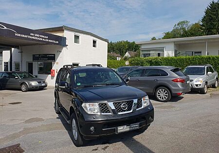 Nissan Pathfinder 2.5 dCi AUTOMATIK LEDER NAVI XENON AHK BOSE 7S.