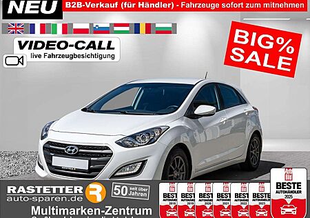 Hyundai i30 1.6 CRDi blue Trend Navi+PDC+Klima+LMF+Nebel+Alarm