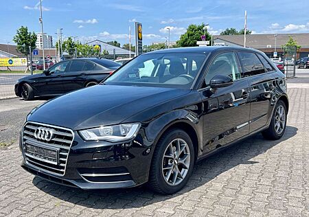 Audi A3 Sportback attraction *1.HAND/ NAVI/ GARANTIE*