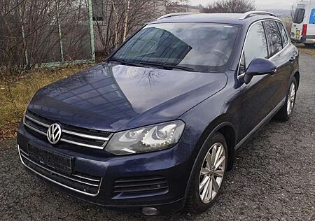 VW Touareg Volkswagen Diesel 4.2 V8 TDI DPF Automatik Exclusive