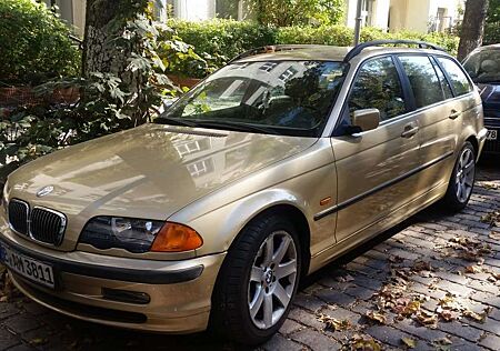 BMW M3 E46 (3) 320i Touring individual