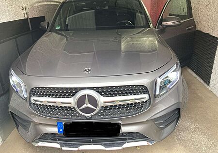 Mercedes-Benz GLB 250 250 8G-DCT