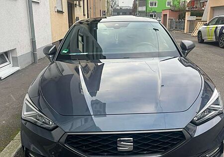 Seat Leon e-Hybrid FR Mit Panoramadach